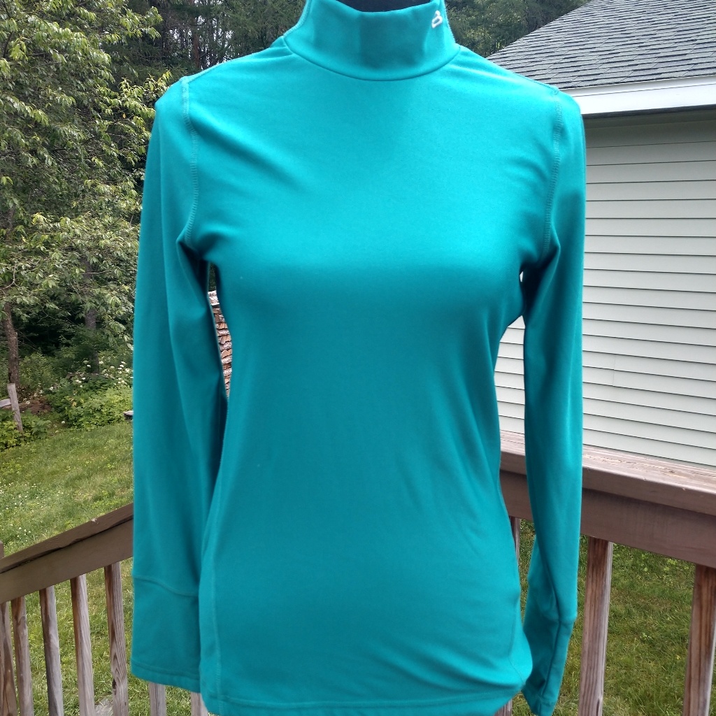Layer 8 Performance Top